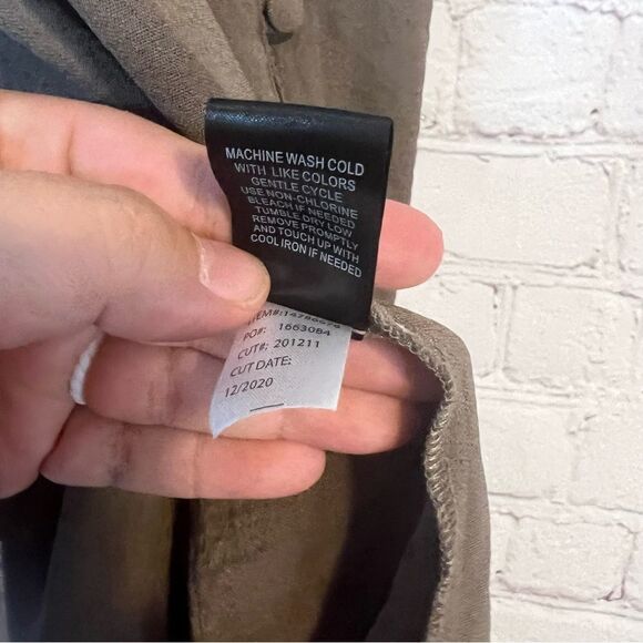 Torrid Harper Gauze Button Down Blouse size 2 - Picture 7 of 7